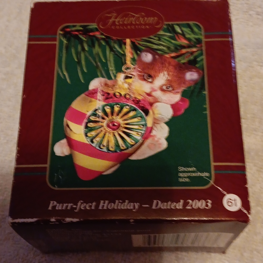 NIB CARLTON CARDS HEIRLOOM COLLECTION PURRFECT HOLIDAY 2003 ORNAMENT - Picture 5 of 6